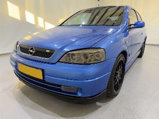 Opel Astra 2.0-16V OPC picture 35