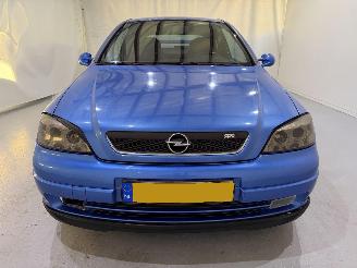 Opel Astra 2.0-16V OPC picture 2