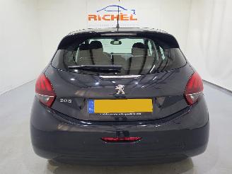 Peugeot 208 1.2 PureTech Allure 5Drs 81Kw Bjr.2019 picture 5
