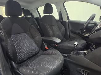 Peugeot 208 1.2 PureTech Allure 5Drs 81Kw Bjr.2019 picture 20