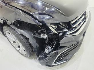 Volkswagen Tiguan R-Line 1.5 TSI DSG Pano Navi Memory-Seats picture 11