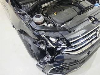 Volkswagen Tiguan R-Line 1.5 TSI DSG Pano Navi Memory-Seats picture 12