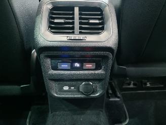 Volkswagen Tiguan R-Line 1.5 TSI DSG Pano Navi Memory-Seats picture 40