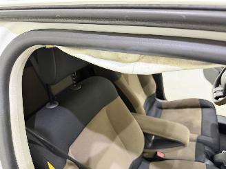 Citroën C4 cactus 1.2 PureTech 82 Shine Automaat picture 10