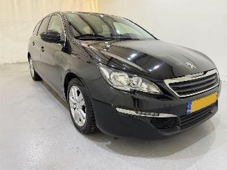 Damaged car Peugeot 308 SW 1.6 Blue HDI 120 Blue Lease 2015/7
