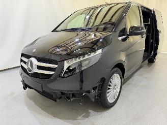 Mercedes V-klasse 250-d Avantgarde extralang 7-p 140Kw picture 3