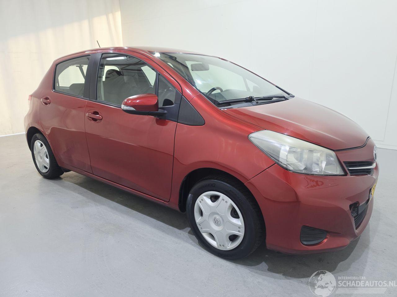Toyota Yaris 1.0 VVT-i Aspiration 5Drs AC Trekhaak
