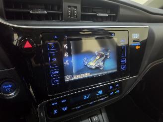 Toyota Auris HB 1.8 Hybrid Business Plus 100Kw Bjr.2017 picture 23