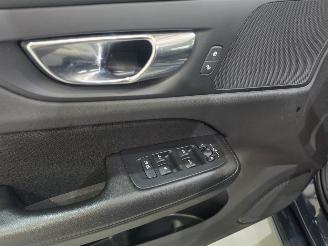 Volvo V-60 2.0 B4 Business Pro MHEV 145Kw picture 34