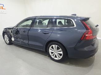 Volvo V-60 2.0 B4 Business Pro MHEV 145Kw picture 22