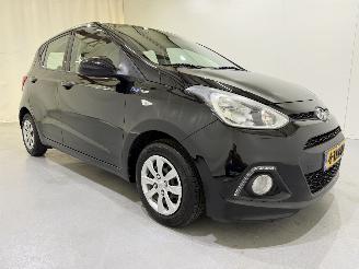 krockskadad bil auto Hyundai I-10 1.0 Blue i-Motion Comfort Plus 2014/11