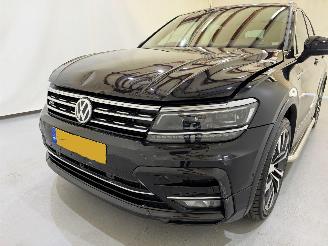 Volkswagen Tiguan 2.0 TSI 4Motion Highline R Aut7 picture 3