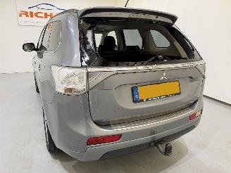 Mitsubishi Outlander 2.0 PHEV Instyle 4WD Leer picture 5