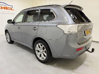 Mitsubishi Outlander 2.0 PHEV Instyle 4WD Leer picture 4