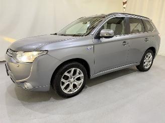 Mitsubishi Outlander 2.0 PHEV Instyle 4WD Leer picture 3