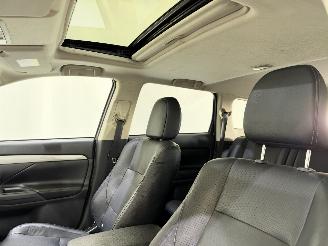 Mitsubishi Outlander 2.0 PHEV Instyle 4WD Leer picture 26