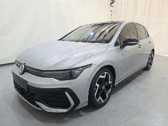 Volkswagen Golf VIII 1.5 eTSI R/Line Pano DSG MHEV 110kw picture 6