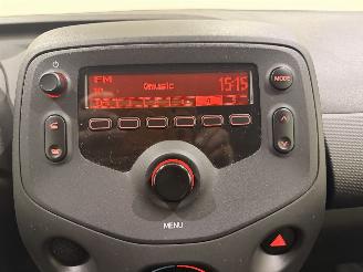 Toyota Aygo 1.0 VVT-i X-Fun 5 Drs Airco NAP picture 28