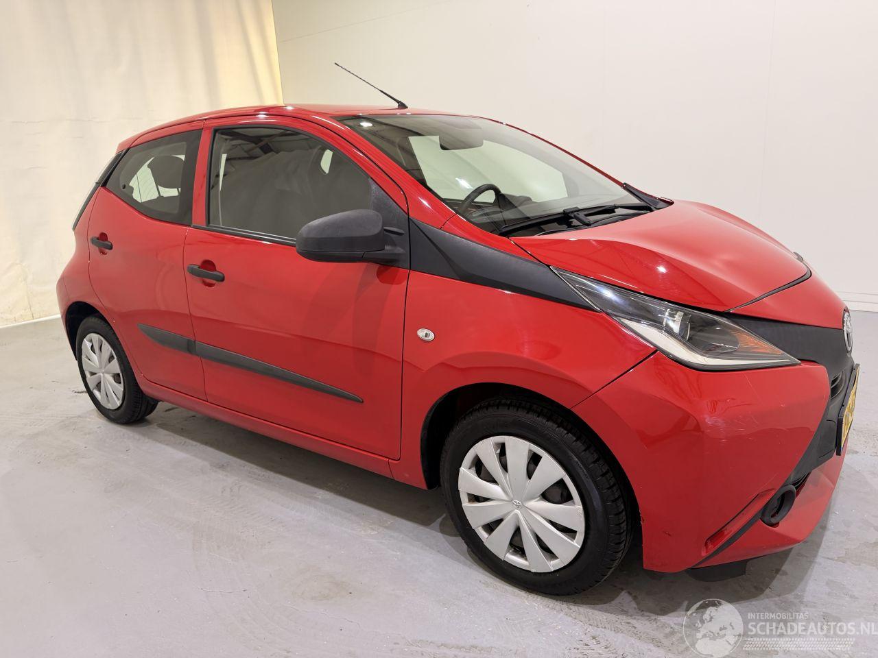Toyota Aygo 1.0 VVT-i X-Fun 5 Drs Airco NAP
