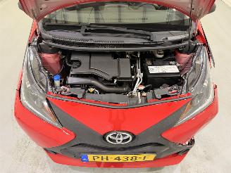 Toyota Aygo 1.0 VVT-i X-Fun 5 Drs Airco NAP picture 19