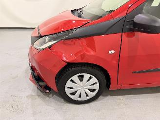 Toyota Aygo 1.0 VVT-i X-Fun 5 Drs Airco NAP picture 9