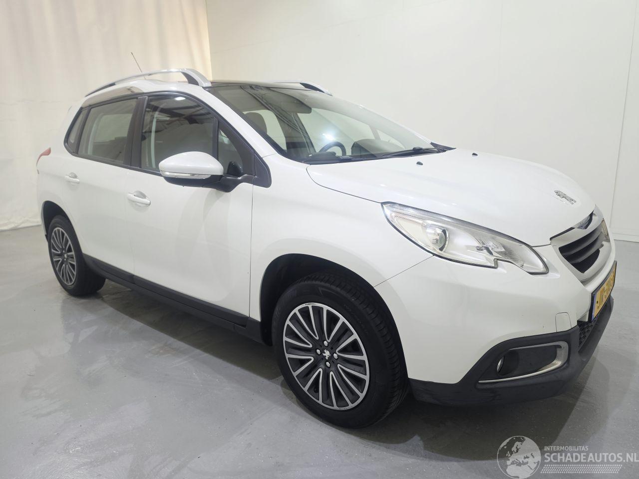 Peugeot 2008 1.2 PureTech Blue Lion AC Navi Panoramadak