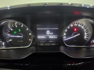 Peugeot 2008 1.2 PureTech Blue Lion AC Navi Panoramadak picture 15