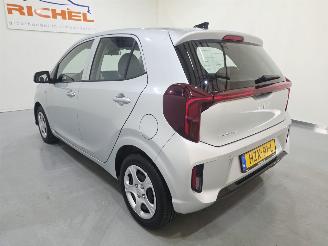 Kia Picanto 1.0 DPI DynamicLine 5Drs Bjr.2025 picture 4