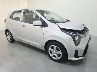 krockskadad bil auto Kia Picanto 1.0 DPI DynamicLine 5Drs Bjr.2025 2025/8
