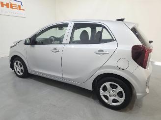 Kia Picanto 1.0 DPI DynamicLine 5Drs Bjr.2025 picture 30