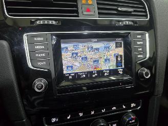 Volkswagen Golf Variant 1.2 TSI Business Edition picture 20