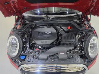 Mini Cooper Chili Serious Business 5.Drs Pano Airco Leder picture 30