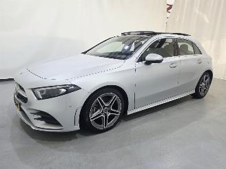 Mercedes A-klasse 200 Launch Edition Premium Plus AMG Line bjr.2018 picture 24
