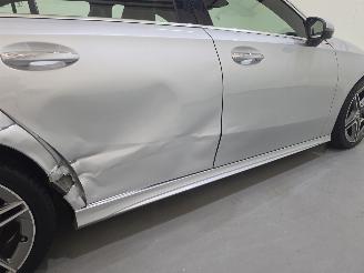Mercedes A-klasse 200 Launch Edition Premium Plus AMG Line bjr.2018 picture 33
