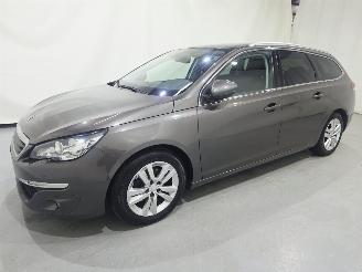 Peugeot 308 SW 1.2 E-THP Blue Lease Executive 81Kw Glazen-dak picture 16