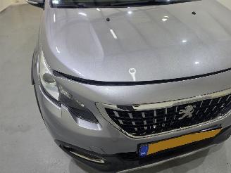 Peugeot 2008 1.2 PureTech Allure Aut Trekhaak Panorama picture 12