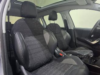 Peugeot 2008 1.2 PureTech Allure Aut Trekhaak Panorama picture 8