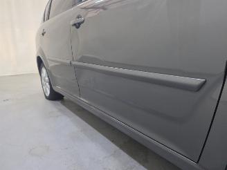 Toyota Corolla Verso 1.8 VVT-I Luna 7.P AUT LEDER picture 11