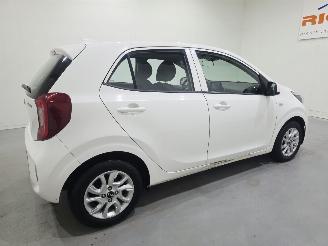 Kia Picanto 1.0 ComfortPlusLine Navigator Bjr.2018 picture 15