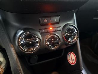 Peugeot 208 HB 1.0 VTi Access AC 5.DRS picture 9