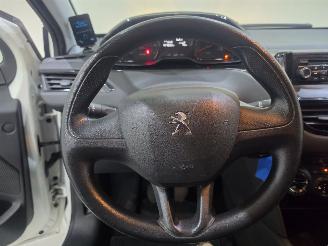 Peugeot 208 HB 1.0 VTi Access AC 5.DRS picture 17