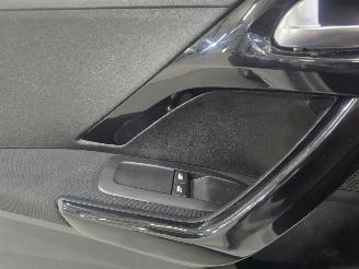 Peugeot 208 HB 1.0 VTi Access AC 5.DRS picture 28