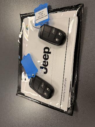 Jeep Renegade 4xe 190 Plug-in-Hybrid Electric Summum picture 18