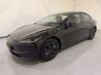 Damaged car Tesla Model 3 RWD 60 kWh | Highland | Stoelverkoeling | Stuurverwarming 2024/3