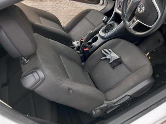 Opel Astra Astra J GTC (PD2/PF2), Hatchback 3-drs, 2011 / 2018 1.4 Turbo 16V ecoFLEX 120 picture 14