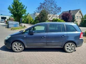 Opel Zafira  picture 4