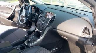 Opel Astra Astra J Sports Tourer (PD8/PE8/PF8), Combi, 2010 / 2015 1.7 CDTi 16V picture 11