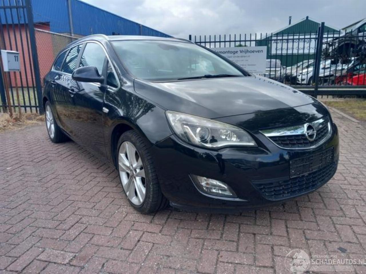Opel Astra Astra J Sports Tourer (PD8/PE8/PF8), Combi, 2010 / 2015 1.6 16V