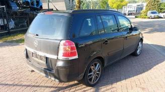 Opel Zafira  picture 7