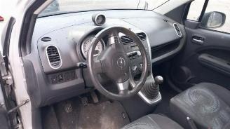 Opel Agila Agila (B), MPV, 2008 / 2014 1.0 12V picture 11